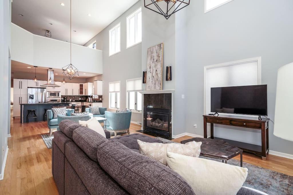 Villa Eclectic Stylish And Cozy Milwaukee Unit Esterno foto
