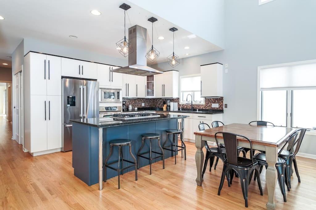 Villa Eclectic Stylish And Cozy Milwaukee Unit Esterno foto