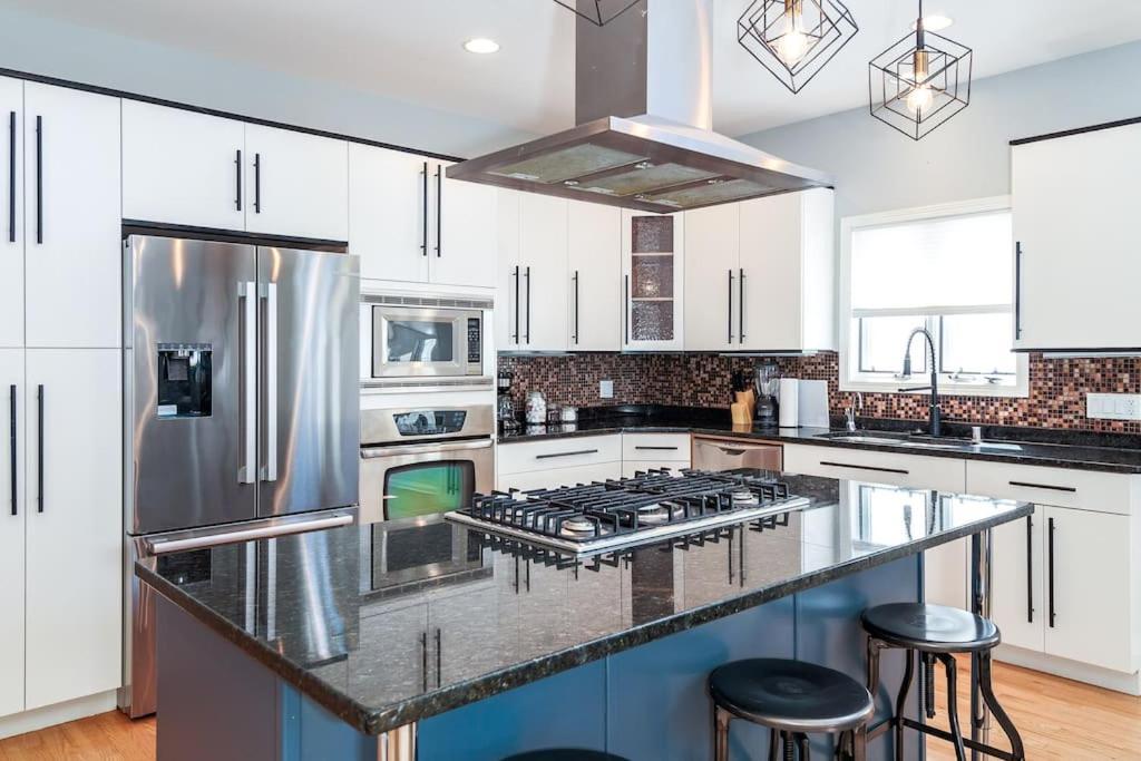 Villa Eclectic Stylish And Cozy Milwaukee Unit Esterno foto