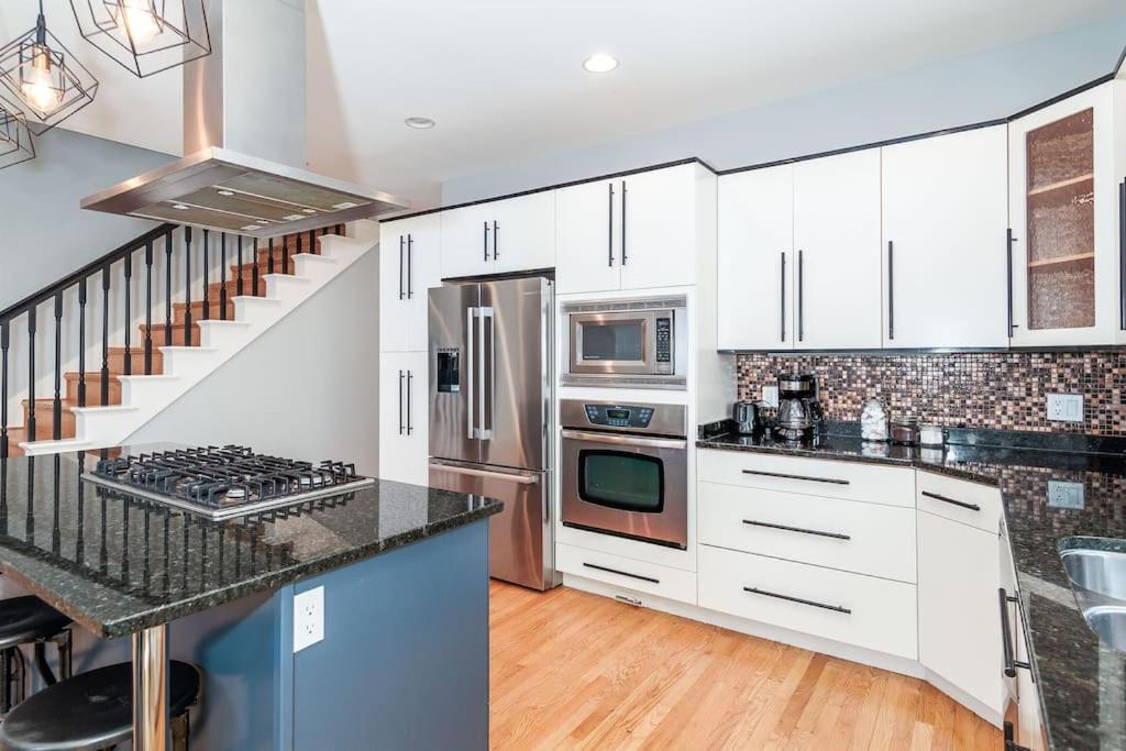 Villa Eclectic Stylish And Cozy Milwaukee Unit Esterno foto